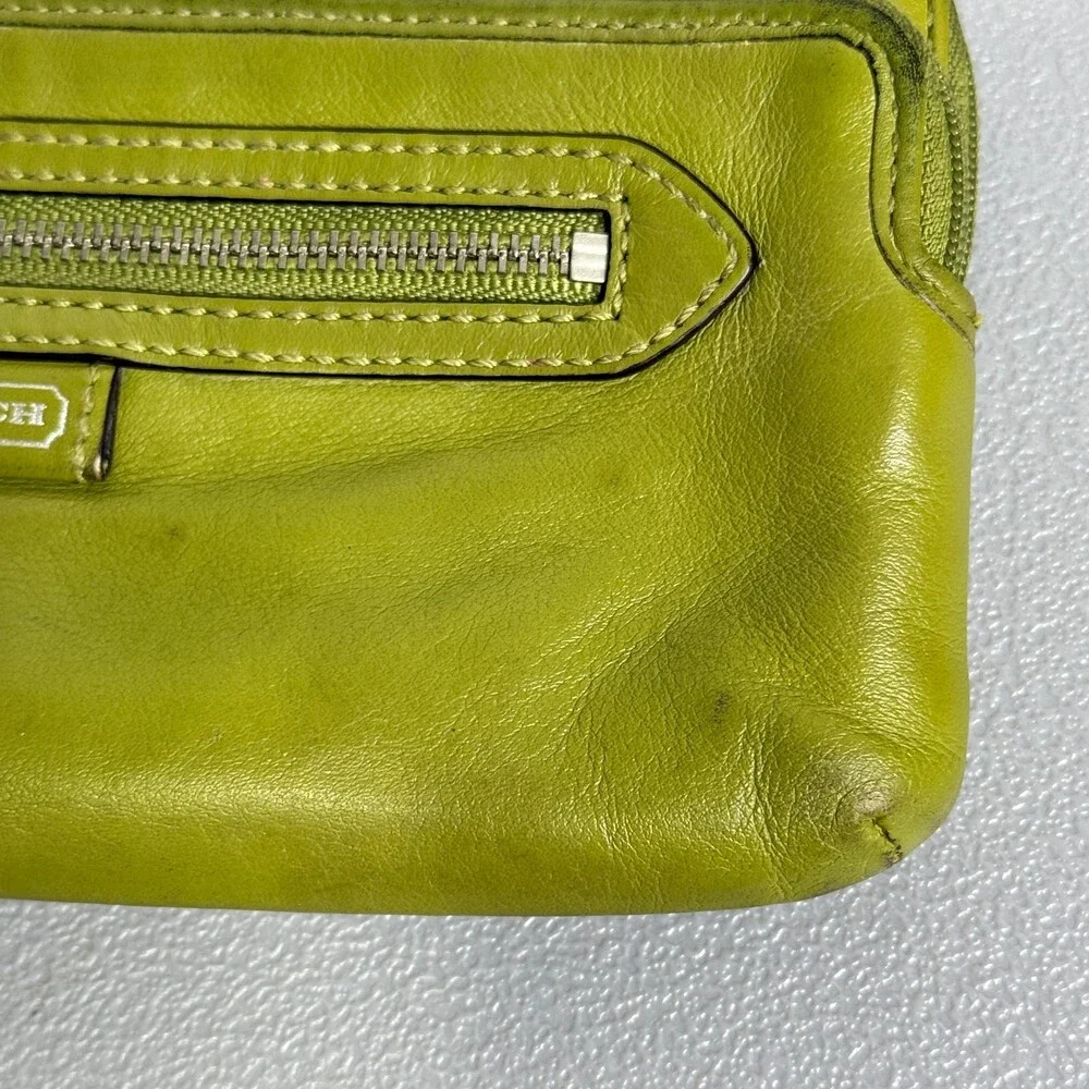 Coach Daisy Leather Double Zip Wallet Wristlet Green *Needs Polish - Picture 3 of 11